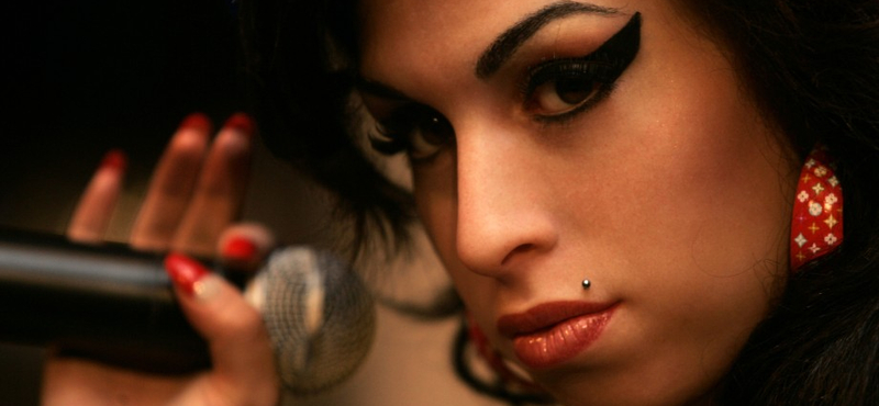 Elkavarodott Amy Winehouse boncolási jegyzőkönyve