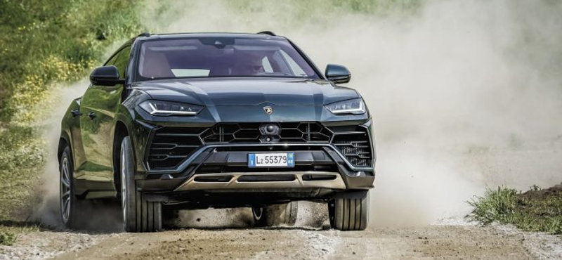 820 lóerővel érkezhet a zöld rendszámos Lamborghini Urus