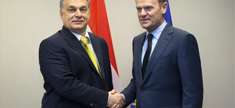 Lengyel, magyar már nem két jó barát: a Facebookon szidják Orbánt