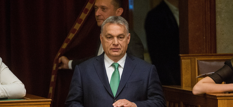 Kányádi verssort posztolt Orbán