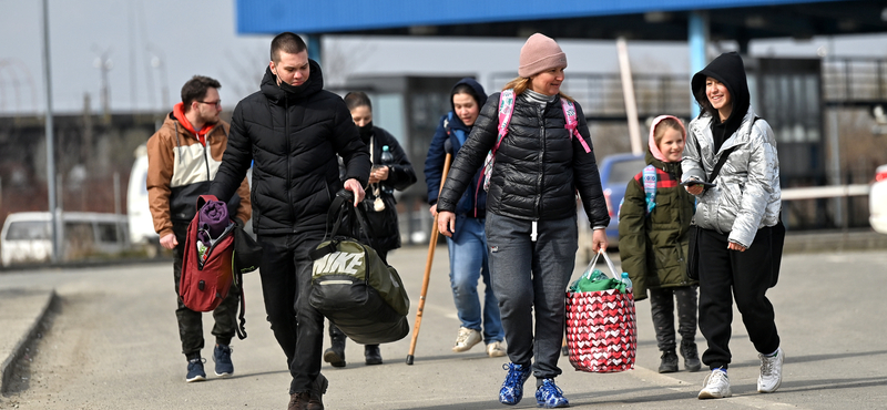 „Putyin, inkább a saját lelkedet mentsd, ha még lehetséges” – videóriport az ukrán–román határról