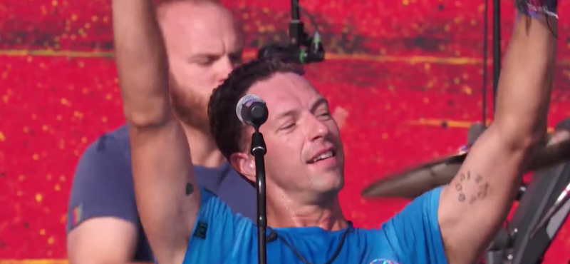 Videó: Itt egy vadonatúj Coldplay-dal