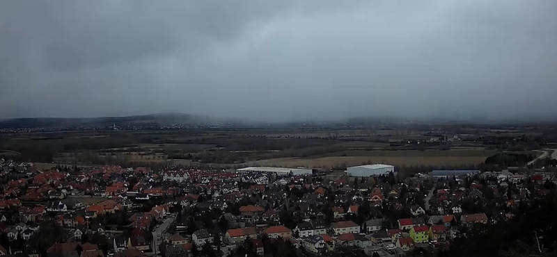 Így érkezett meg a hózivatar Sopronba – videó