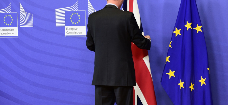 Áldásukat adják az uniós vezetők a Brexit-megállapodásra