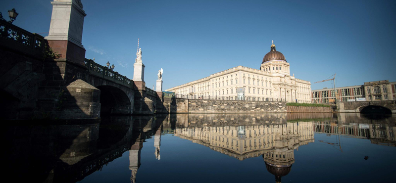 Öt holttestet találtak egy Berlin melletti házban