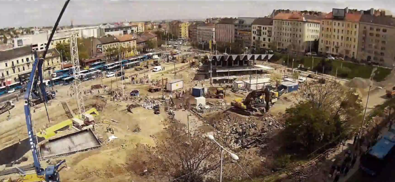 Timelapse-videón a Széll Kálmán tér újjászületése