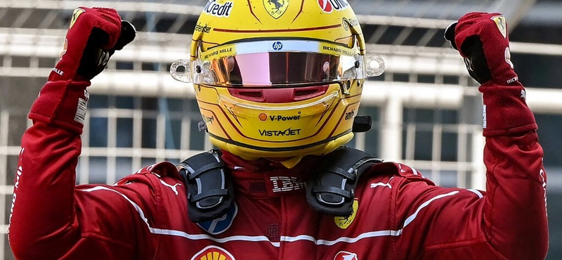 Megvan Hamilton első győzelme a Ferrarival