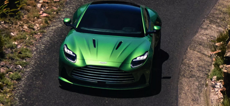 555 millió forintért talált gazdára az első új Aston Martin DB12