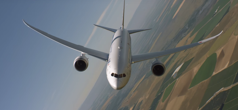 Kitálalt a Boeing volt mérnöke: széteshetnek a levegőben a 787 Dreamliner repülőgépek