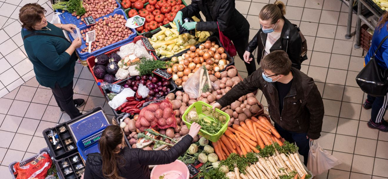 Tovább csökkent a fogyasztói bizalmi index októberben 