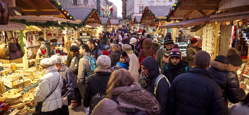 Megnyílt a karácsonyi vásár Budapesten