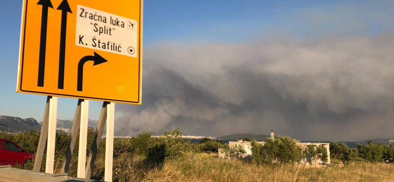 Durva videók jöttek a Splitet fenyegető pusztító horvát tűzről