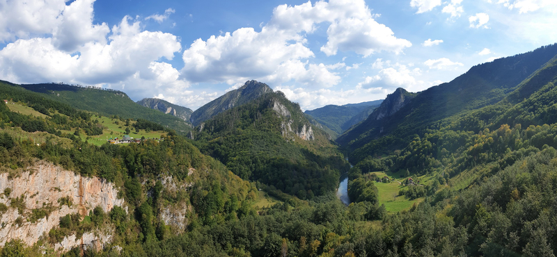 A Balkán Svájca: kanyarvadászaton jártunk Montenegróban