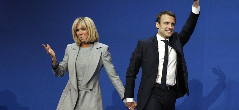 Brigitte Macron, a francia elnök felesége is feltűnik az Emily Párizsban új évadjában