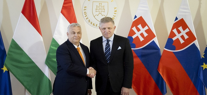 Orbán és Fico megállapodtak a gáztranzit növeléséről, majd egyetértettek az ukrajnai béke fontosságában
