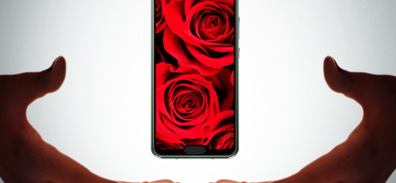 A Sharpnak annyira megtetszett a notch, hogy kettőt is tesz a telefonra