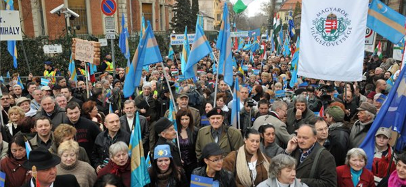 Székely autonómia - Európában és Budapesten is tüntettek