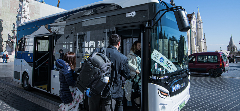 Ingyenesen utazhatunk a BKV új elektromos buszán