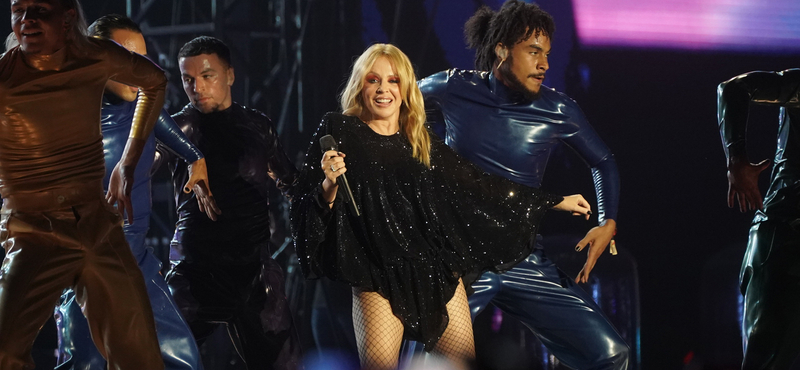 Kylie Minogue és a popvilág flitteres leple a Szigeten - koncertkritika az első nap főelőadójáról