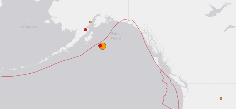 Cunamiriadót fújtak, erős földrengés rázta meg Alaszkát