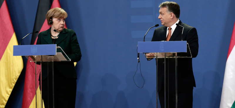 Ez az idő is eljött: Merkel Orbánt azért hívja, hogy keményebbnek tűnjön