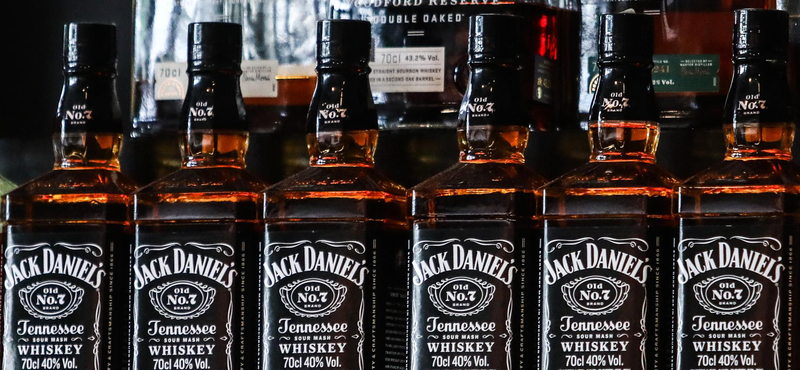 Elszaporodott a whiskey-gomba a Jack Daniels raktárai körül, le kellett állítania egy építkezést