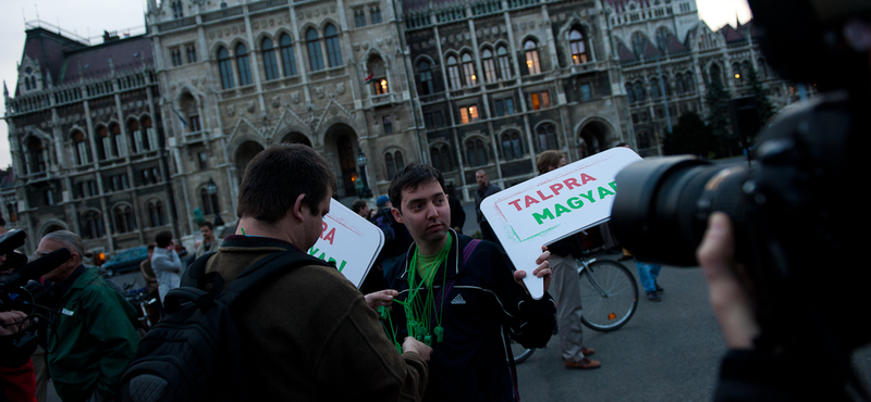 Flashmob a Kossuth téren