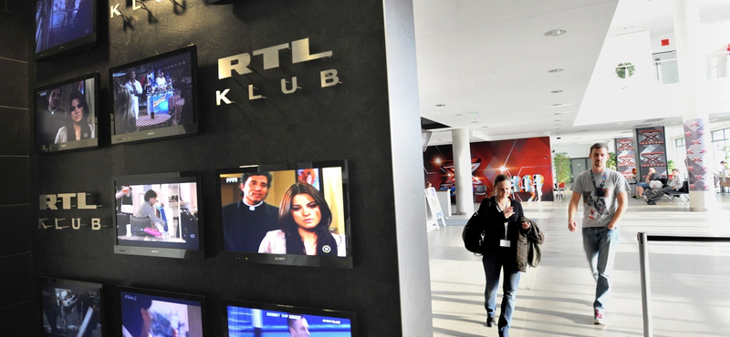 5000 eurós büntetést kapott az RTL II a Showder Klub miatt