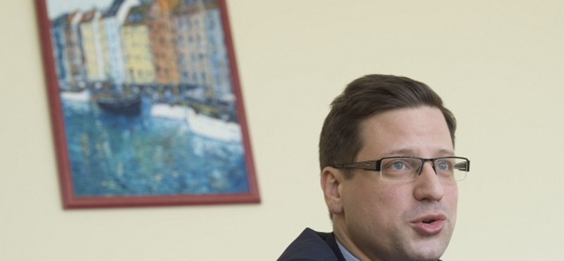 Gulyás Gergely: Száz mandátum felett minden hely ajándék