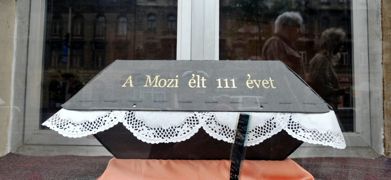 111 év után bezárt az Európa mozi