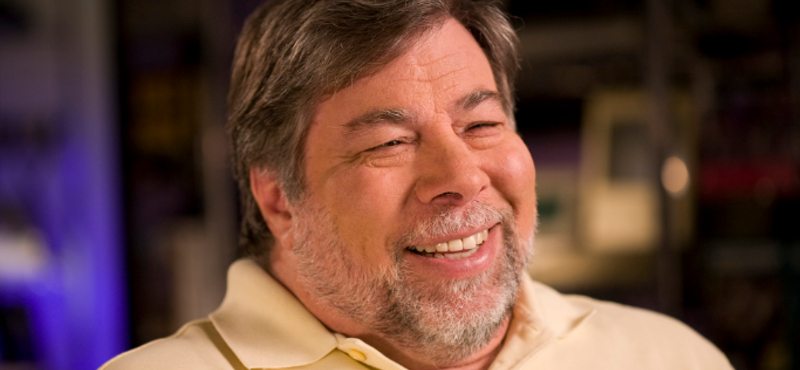 Az Apple-társalapító Steve Wozniak szerint a felhasználók kezébe kellene adni a jogot, hogy megjavíthassák az eszközeiket