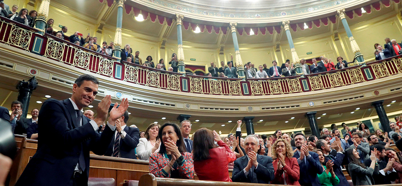 Spanyol kormányfő: illegális és nagy bukás volt az adóamnesztia, nem engedélyeznek egy újabbat