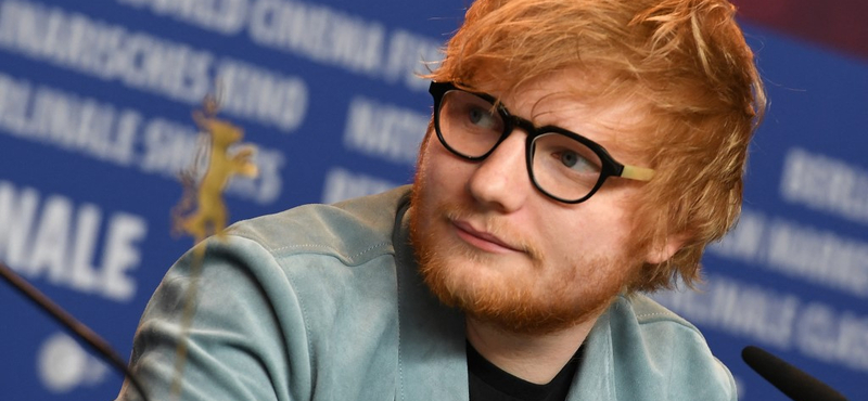 Ed Sheeran hasonmásától vár gyereket az énekes nagy rajongója