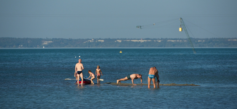 Irány a Balaton, jönnek az akciók