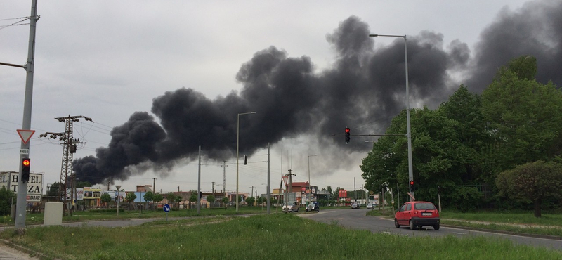 Szegeden kigyulladt egy hulladékhasznosító telep