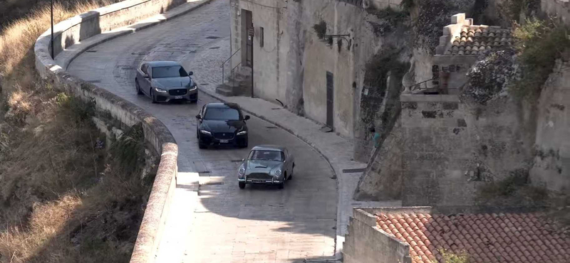 Az olasz városka lakói simán levideózták az új James Bond-film autósüldözését
