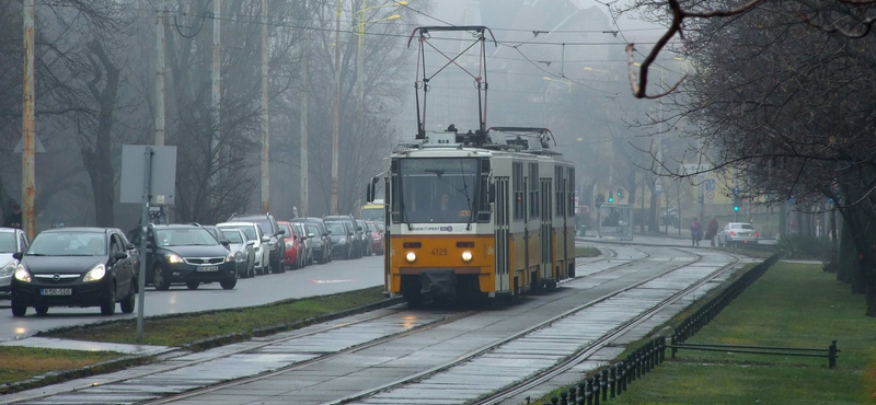 Hűvösvölgybe menne villamossal a nyáron? Nem fog