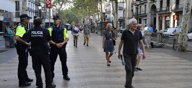 A szórakozatatóipar is fejet hajt Barcelona előtt