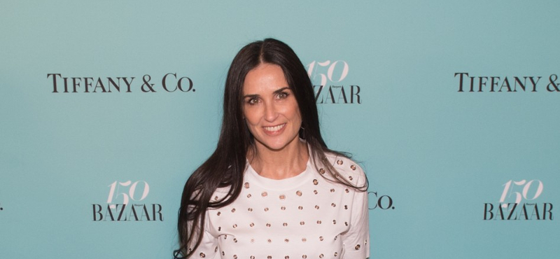 Friss fotót tett közzé Bruce Willisről Demi Moore