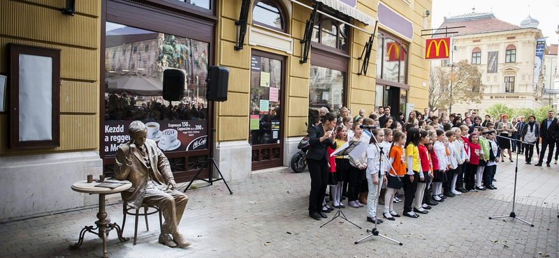 Nagyon kiakadt a szobrász: nem engedi felállítani a műveit Pécsen