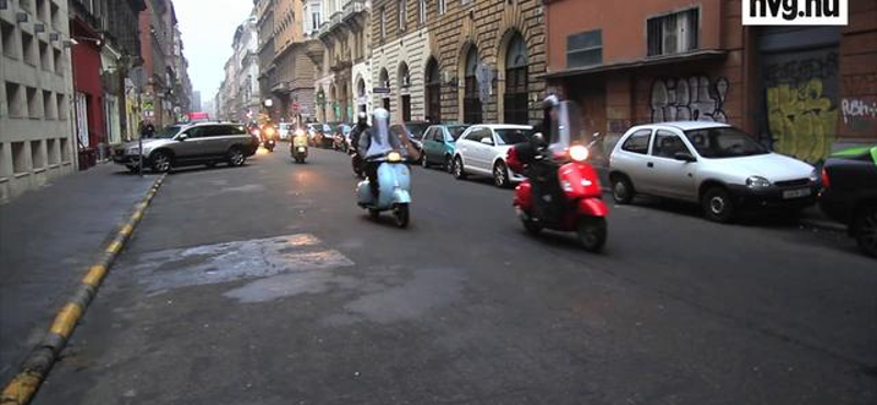 Többször kirabolták a Budapestre érkező Vespa-kalandort - videó