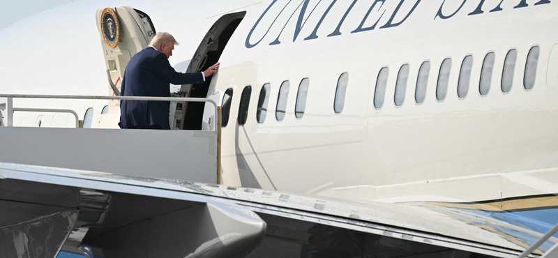 A katari király luxusrepülőt ajándékozna Trumpnak
