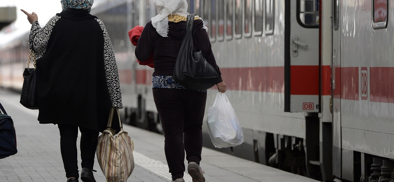 Novembertől bekeményítenek a menekülteknek Németországban