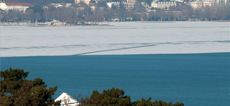 "Nem való hadiüzem a Balaton mellé"