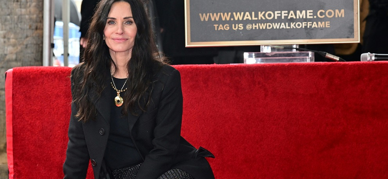 Courteney Cox arra utal, hogy Harry herceg nem mondott igazat