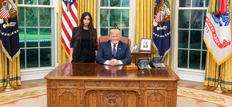 Trumppal tárgyalt Kim Kardashian, kihozna egy nőt a börtönből