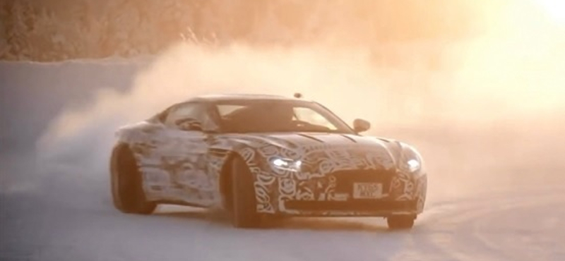 Csodás látvány a finnországi télben driftelő Aston Martin prototípus – videó