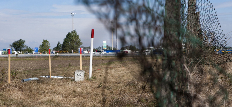 Tovább épülhet a kerítés az osztrák-magyar határon