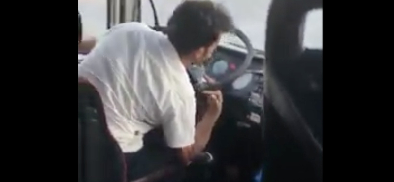 A nap videója: a buszsofőr, akivel nem akarna együtt utazni