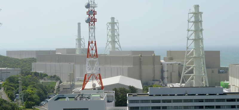 Földrengésgyanú miatt leállítanak egy atomerőművet Japánban